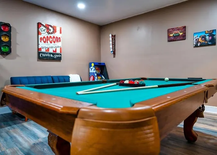 The Sinatra - Fun 5bd Huge Pool Game