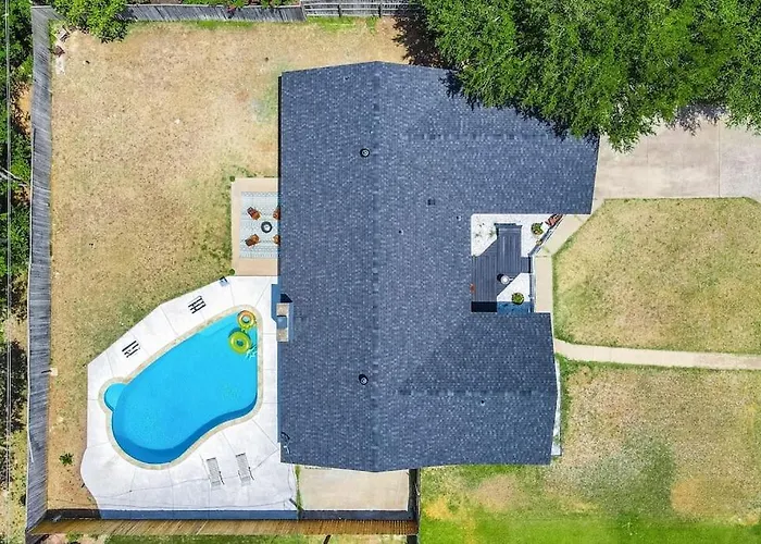 The Sinatra - Fun 5bd Huge Pool Game *
